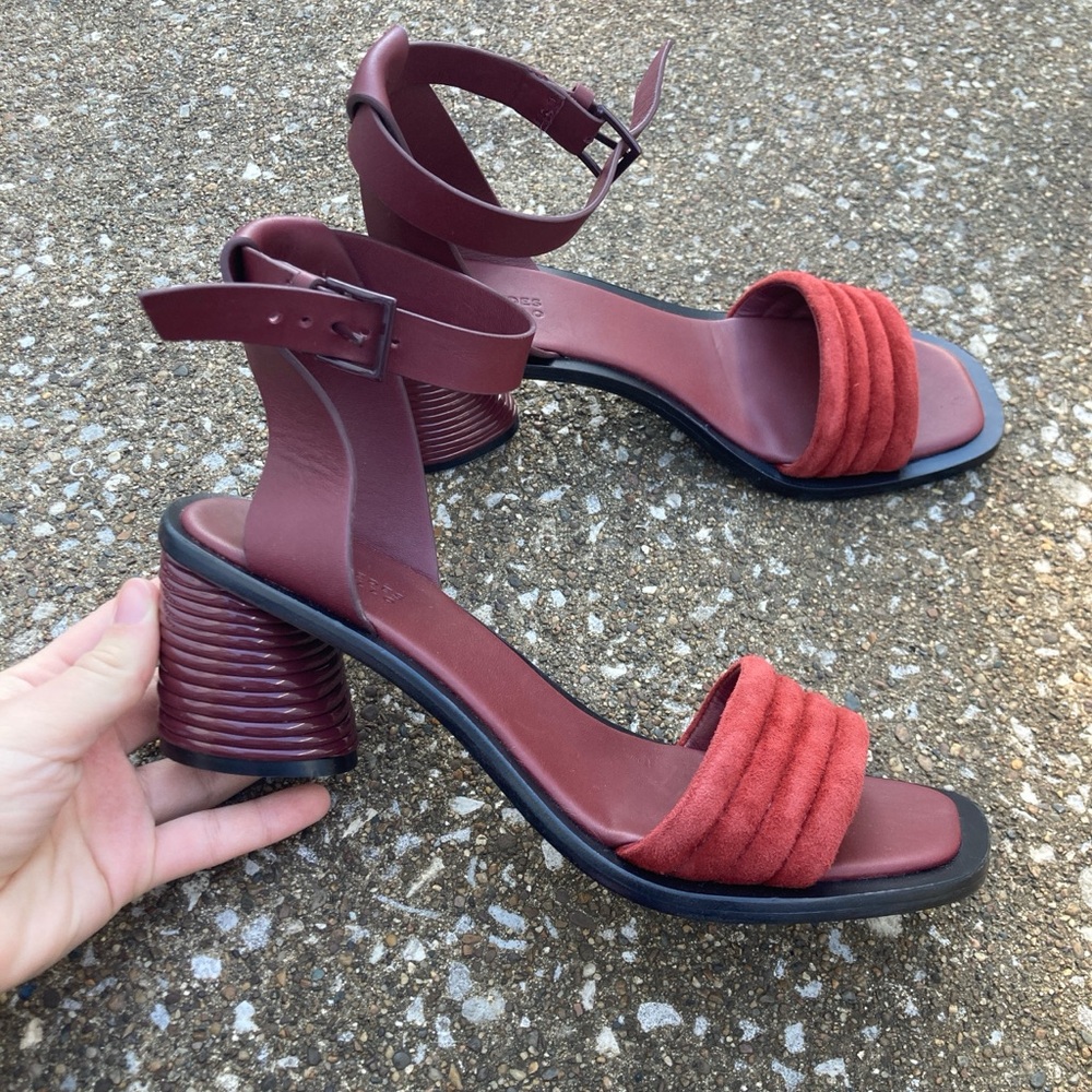 New Mercedes Castillo Burgundy Heels